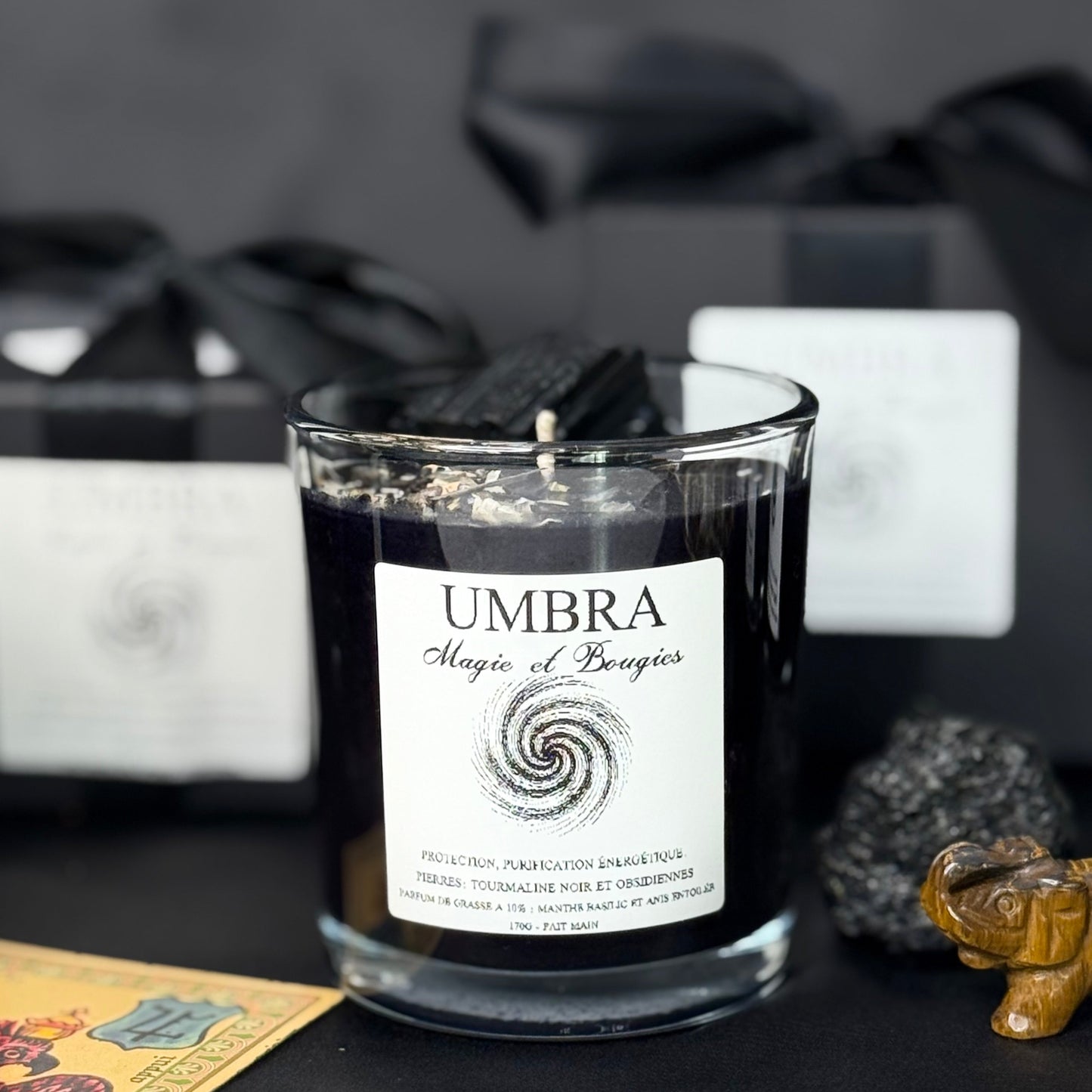 Grand coffré 3 bougies coulées de 170g +un cadeau mystere