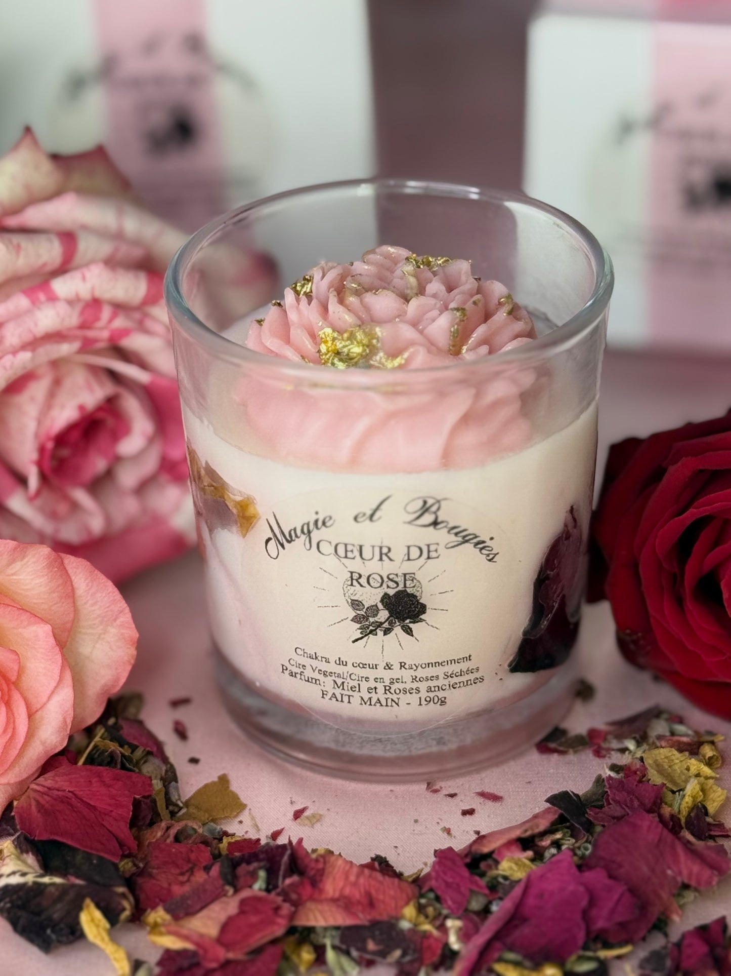 Grand coffré 3 bougies coulées de 170g +un cadeau mystere