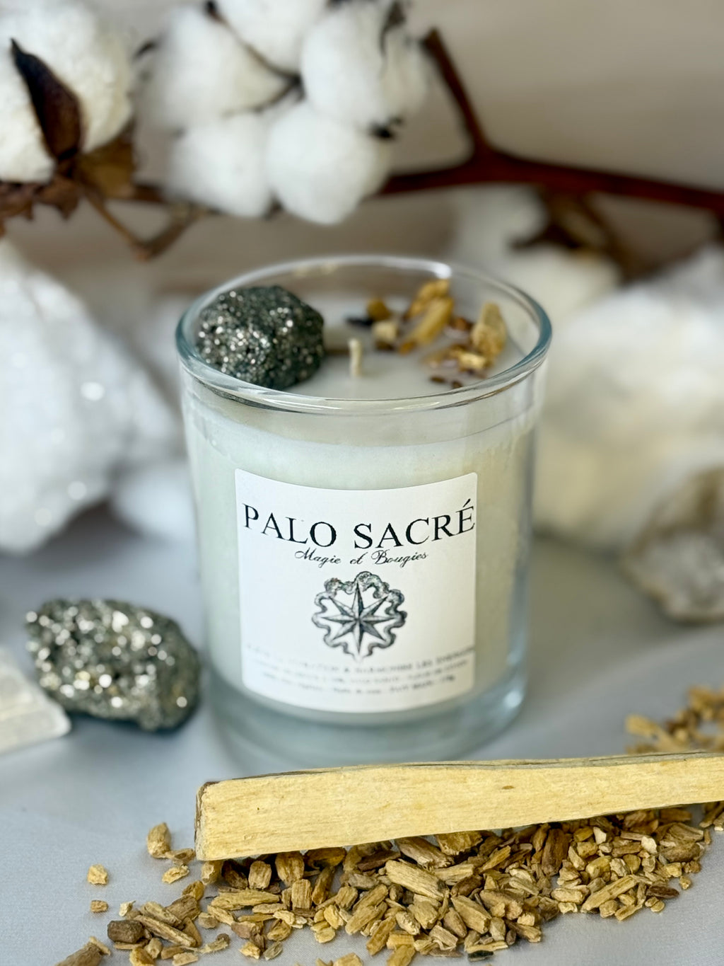 Grand coffré 3 bougies coulées de 170g +un cadeau mystere